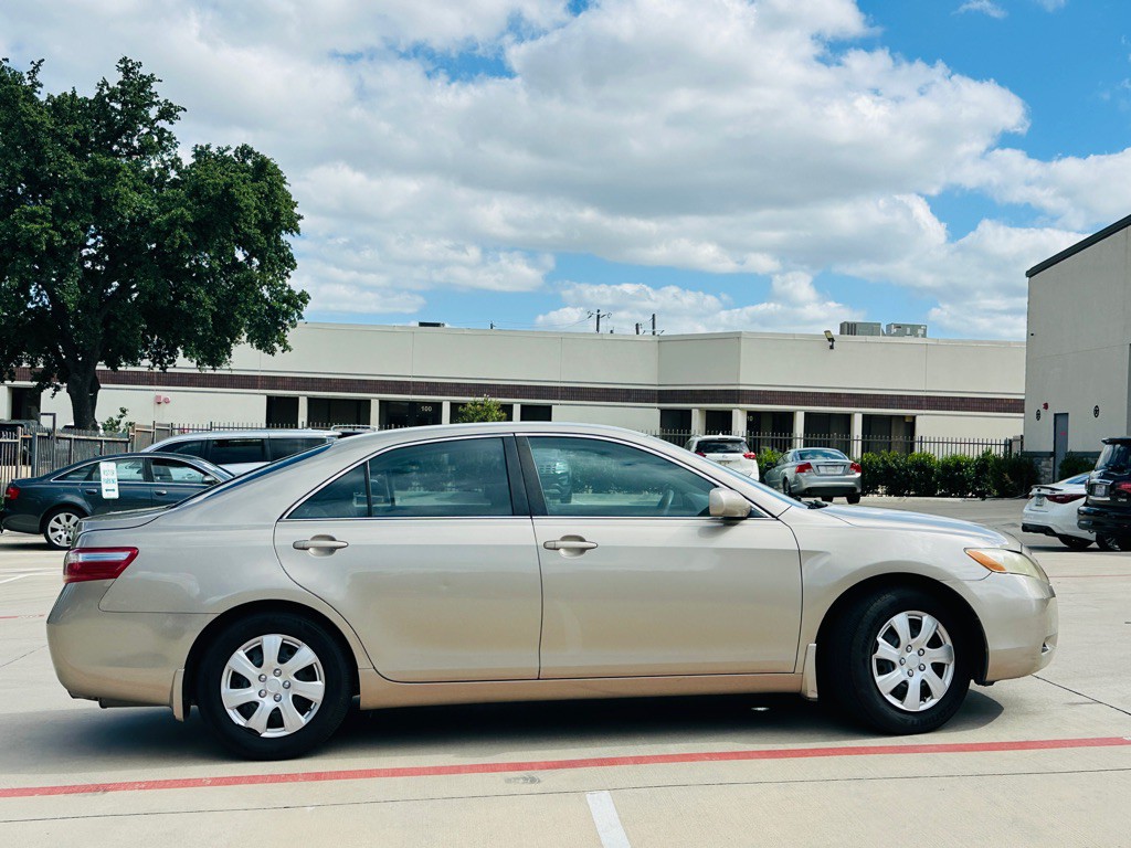 2009 Toyota Camry Image 12