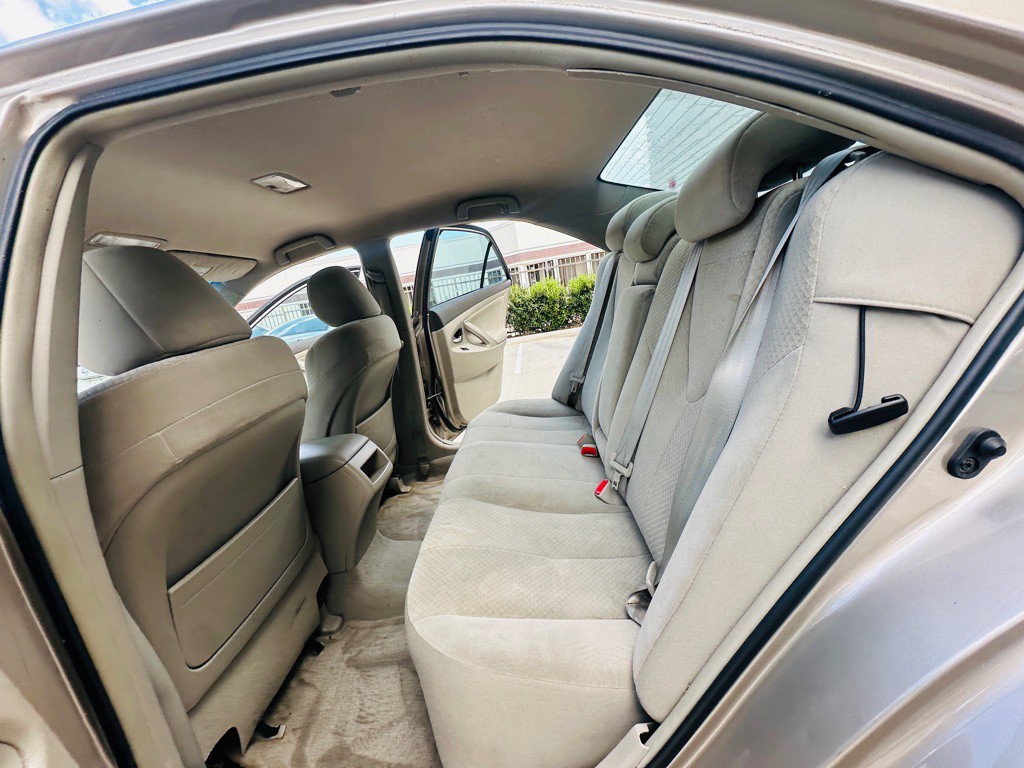 2009 Toyota Camry Image 17