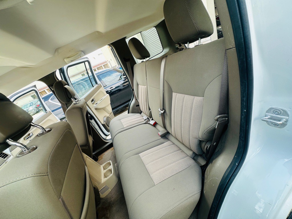 2011 Jeep Liberty Image 18