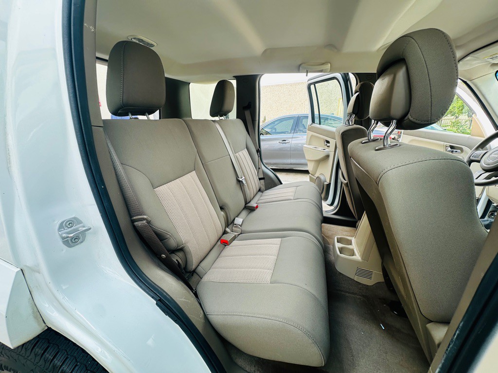 2011 Jeep Liberty Image 22