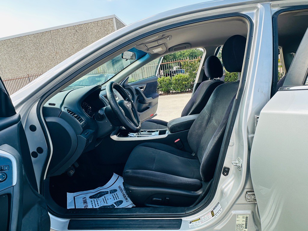 2013 Nissan Altima Image 11