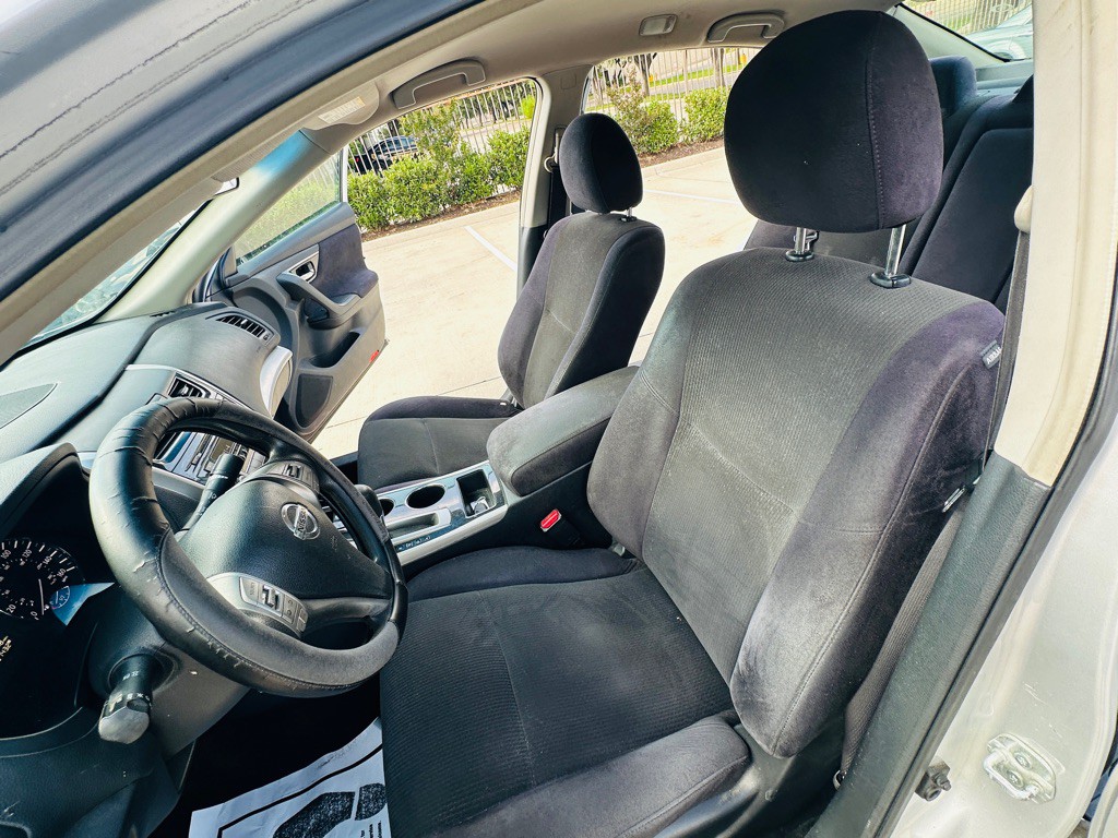 2013 Nissan Altima Image 13