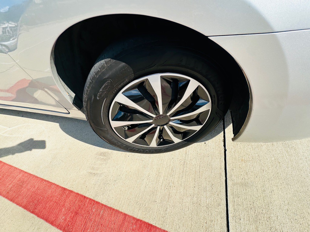 2013 Nissan Altima Image 25
