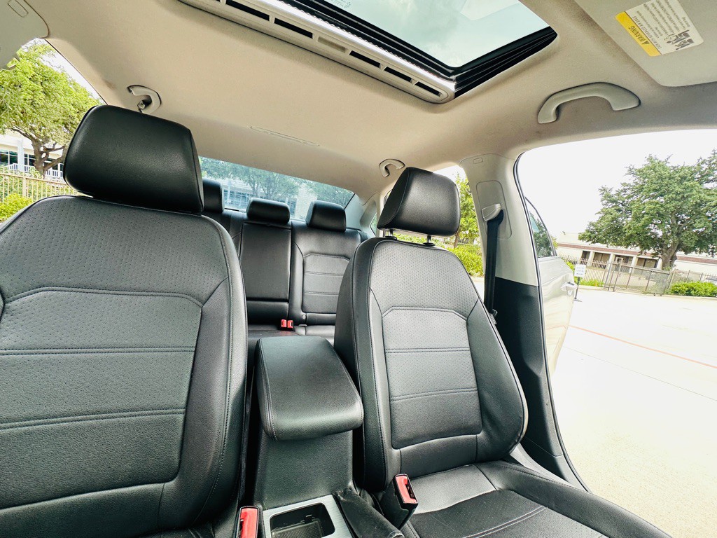 2013 Volkswagen Passat Image 26