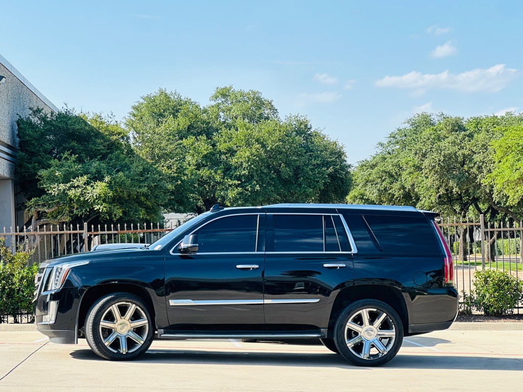 2018 Cadillac Escalade Image 5