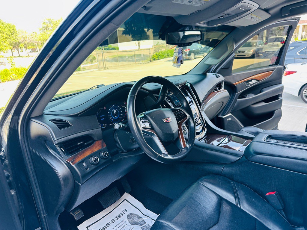 2018 Cadillac Escalade Image 14