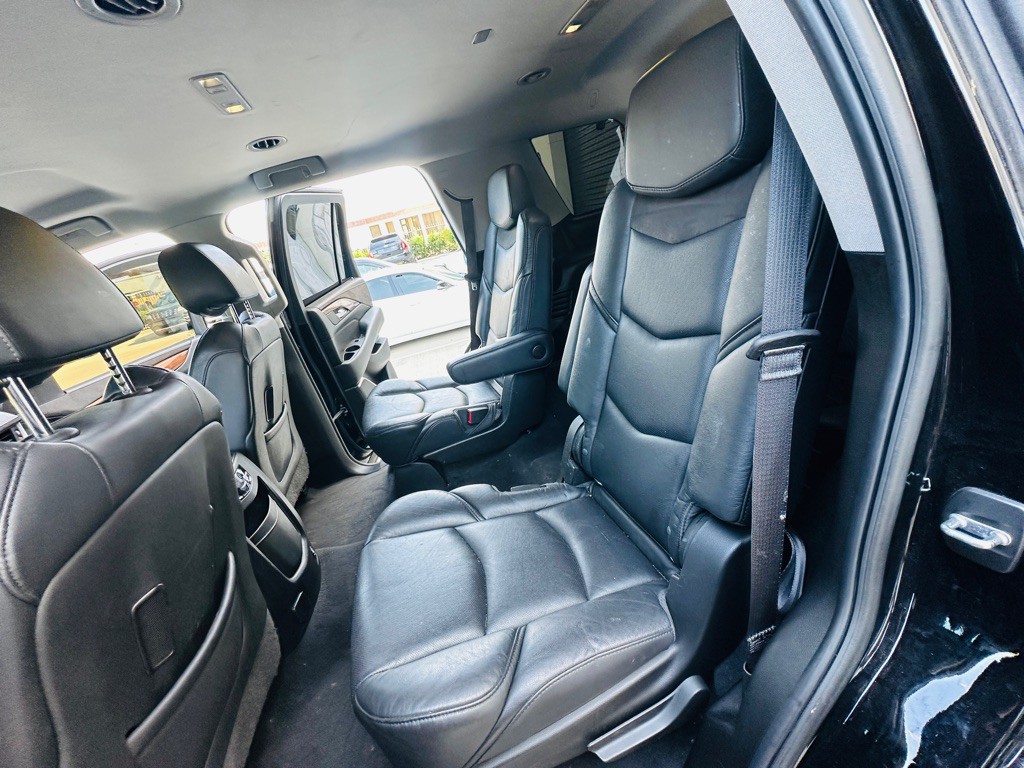 2018 Cadillac Escalade Image 19