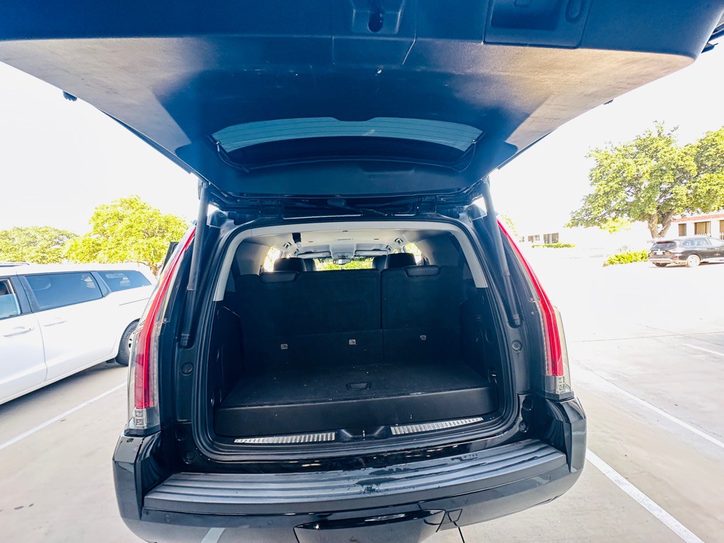 2018 Cadillac Escalade Image 22
