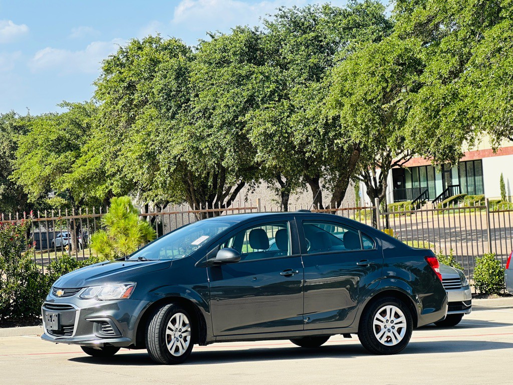 2020 Chevrolet Sonic Image 4