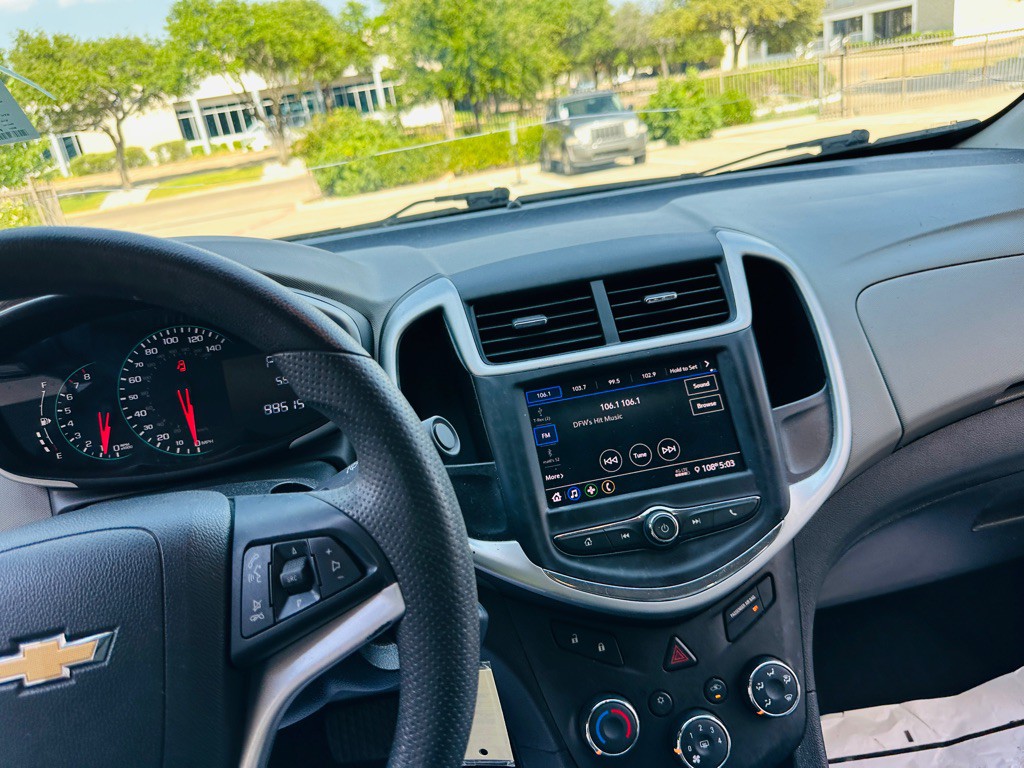 2020 Chevrolet Sonic Image 15