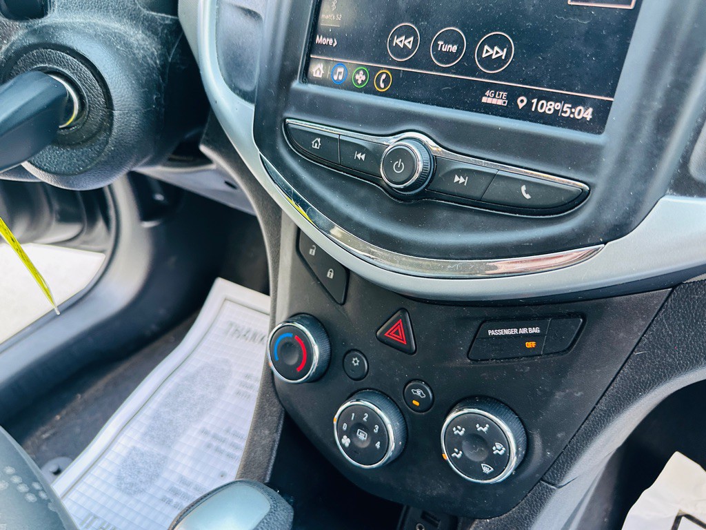 2020 Chevrolet Sonic Image 24