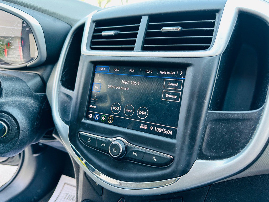 2020 Chevrolet Sonic Image 25