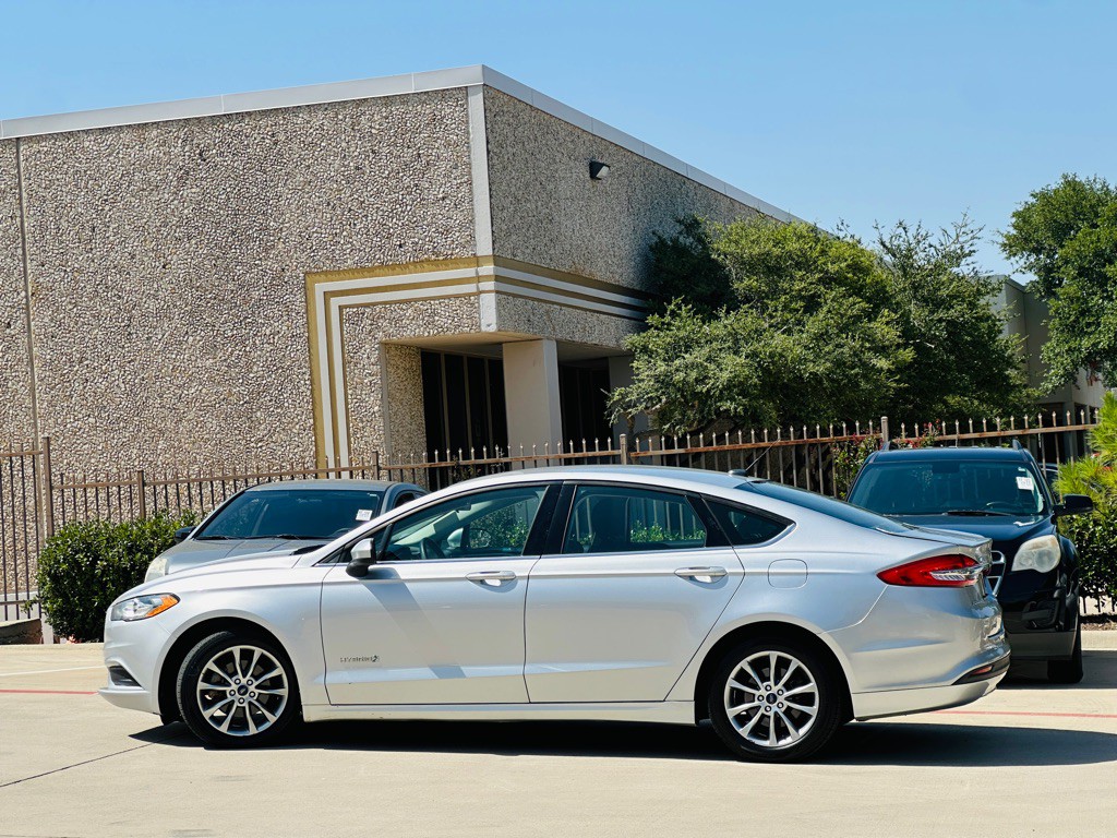 2017 Ford Fusion Image 7