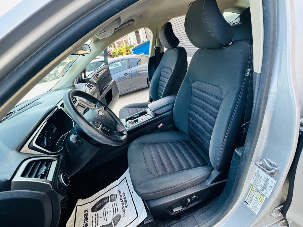 2017 Ford Fusion Image 16