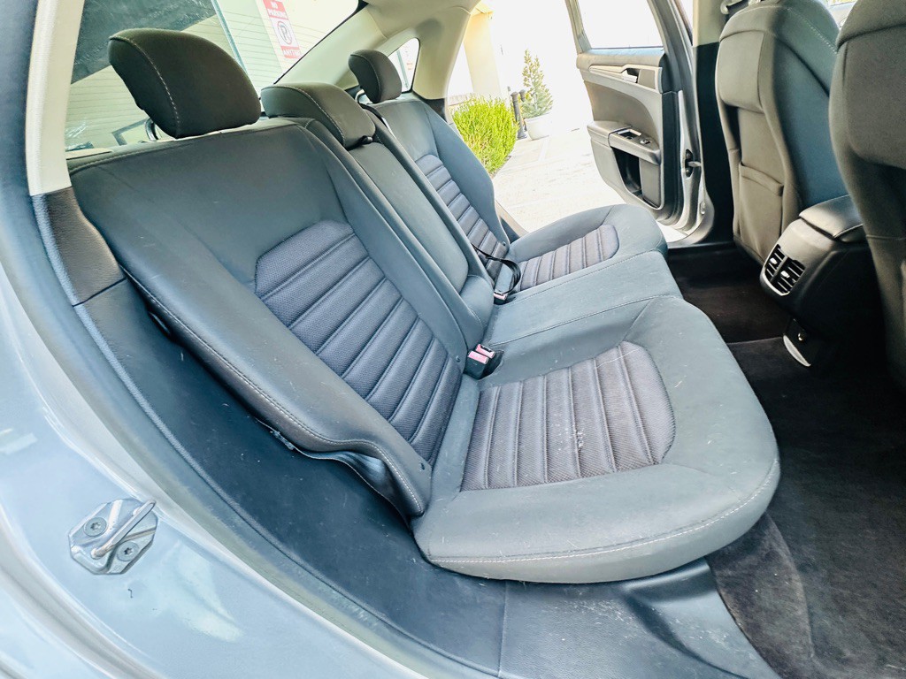 2017 Ford Fusion Image 21