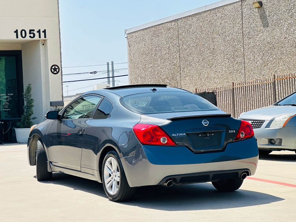 2013 Nissan Altima Image 8