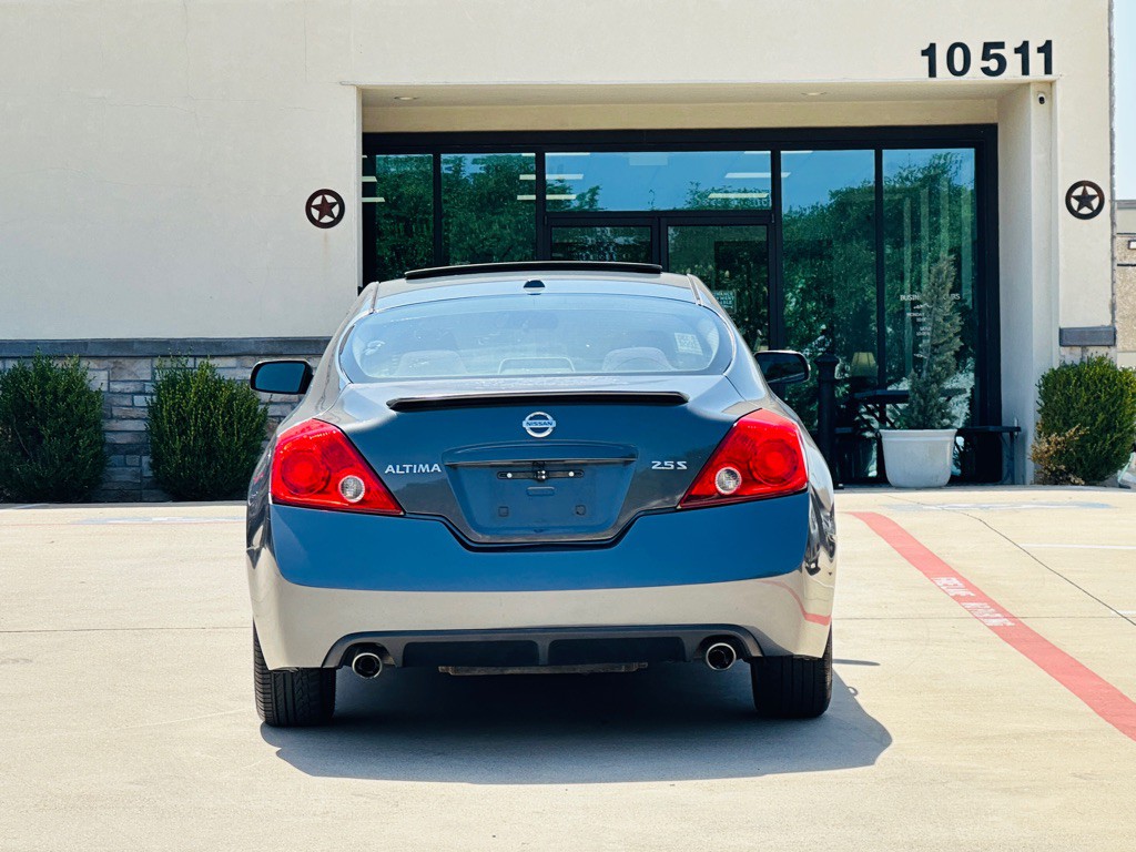 2013 Nissan Altima Image 9