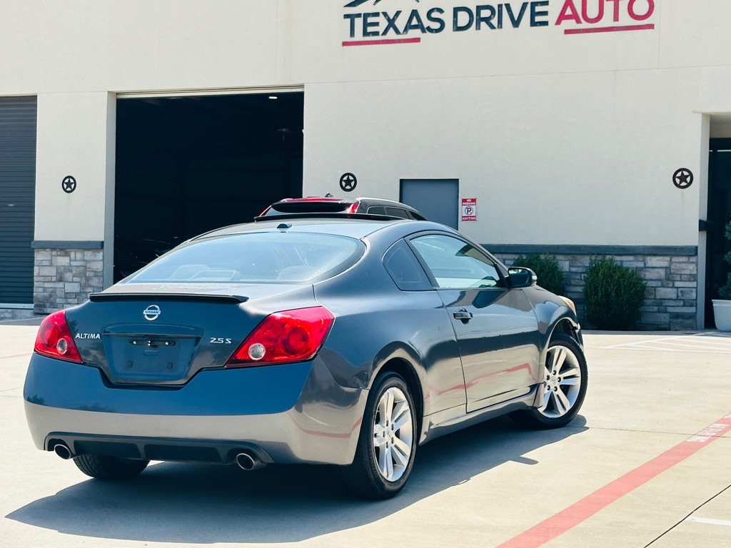 2013 Nissan Altima Image 11