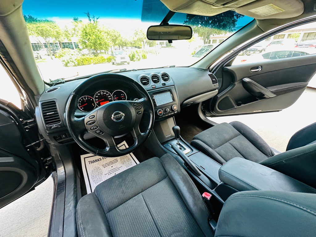 2013 Nissan Altima Image 16