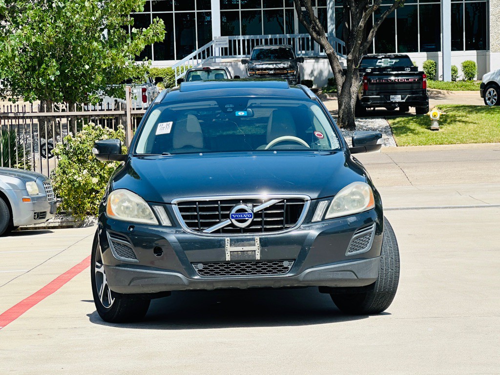 2013 Volvo XC60 Image 2