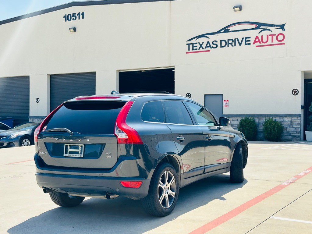 2013 Volvo XC60 Image 10
