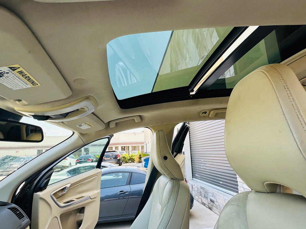 2013 Volvo XC60 Image 15
