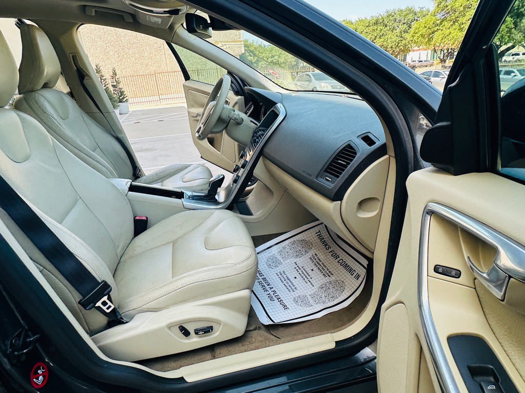 2013 Volvo XC60 Image 22