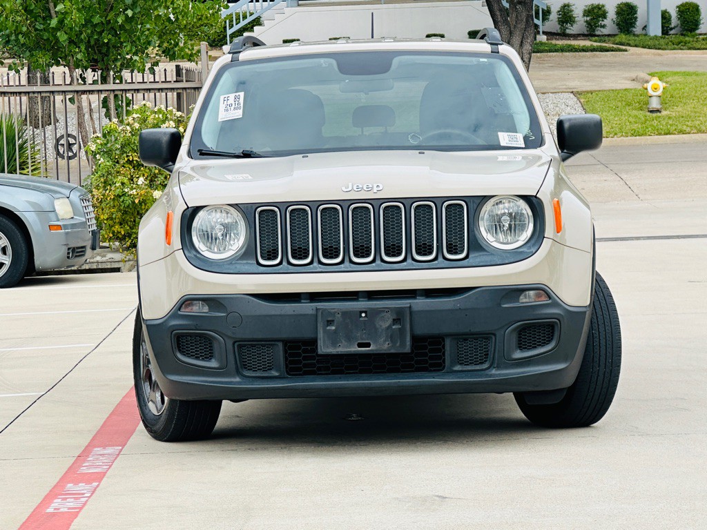 2016 Jeep Renegade Image 2