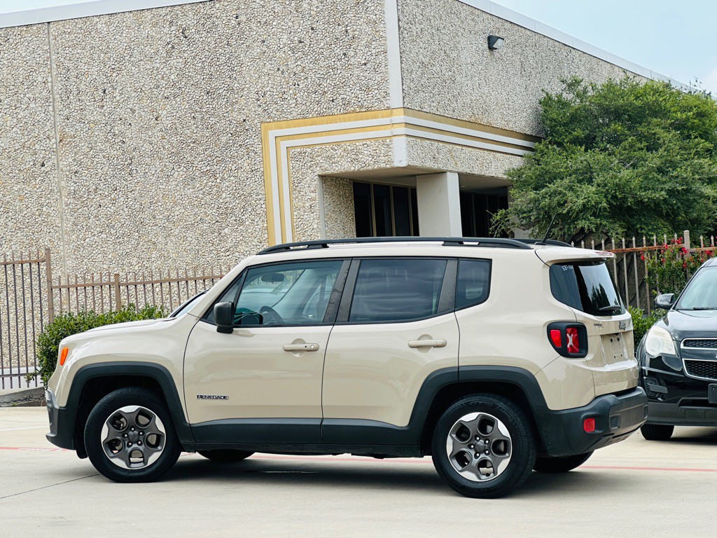 2016 Jeep Renegade Image 6