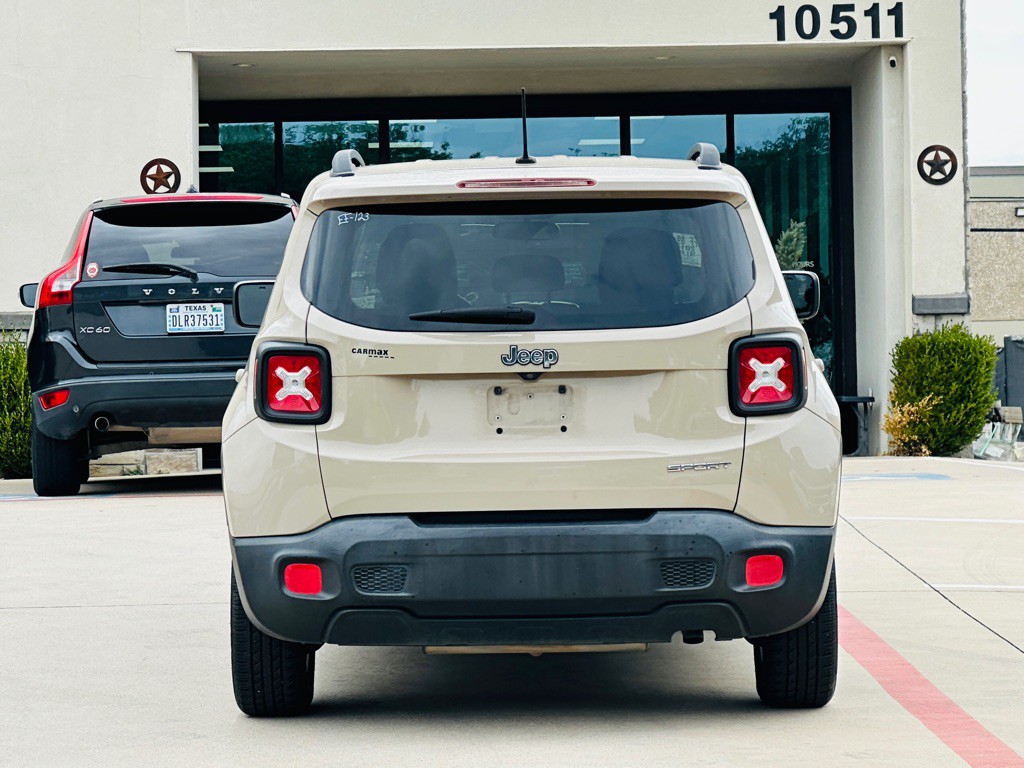 2016 Jeep Renegade Image 9