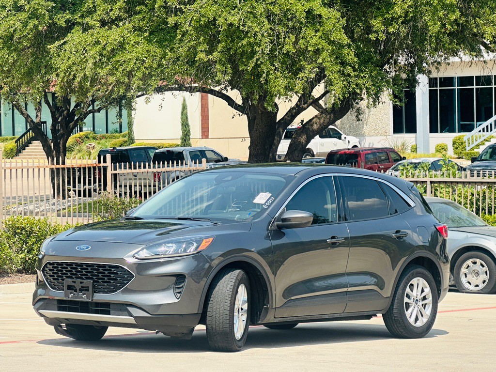2020 Ford Escape Image 3