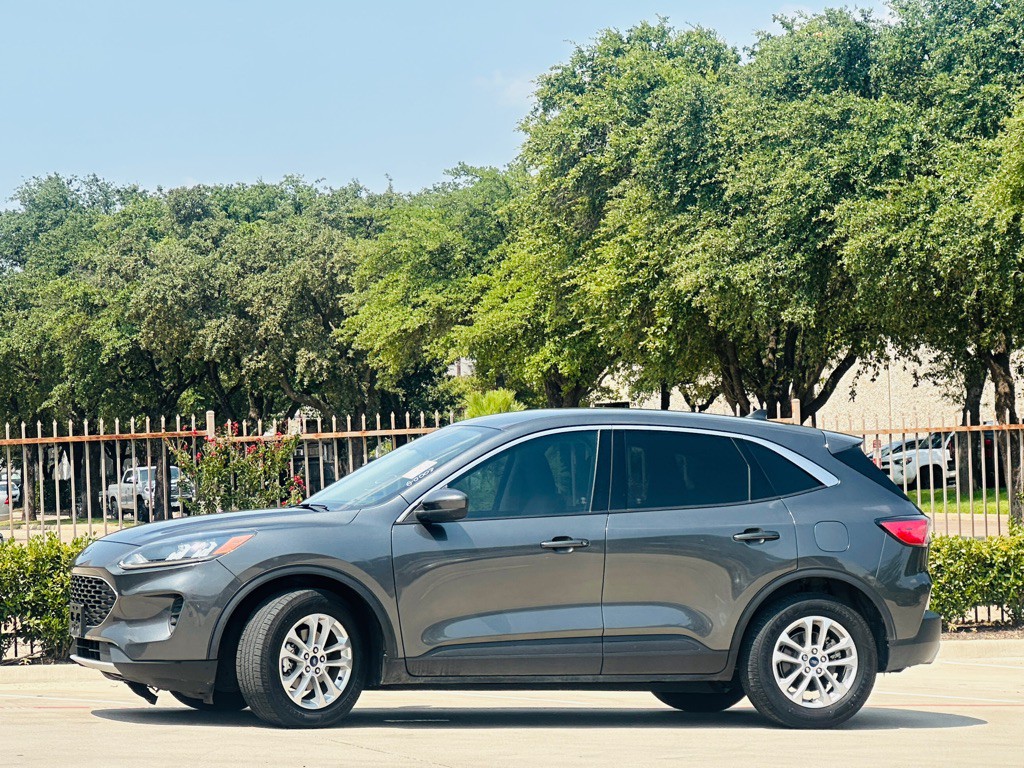 2020 Ford Escape Image 4