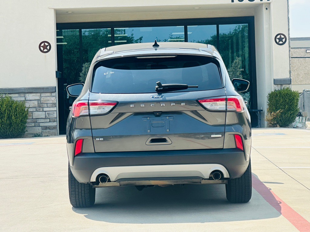 2020 Ford Escape Image 8