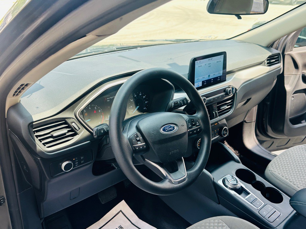 2020 Ford Escape Image 13