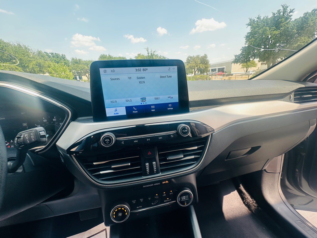 2020 Ford Escape Image 16