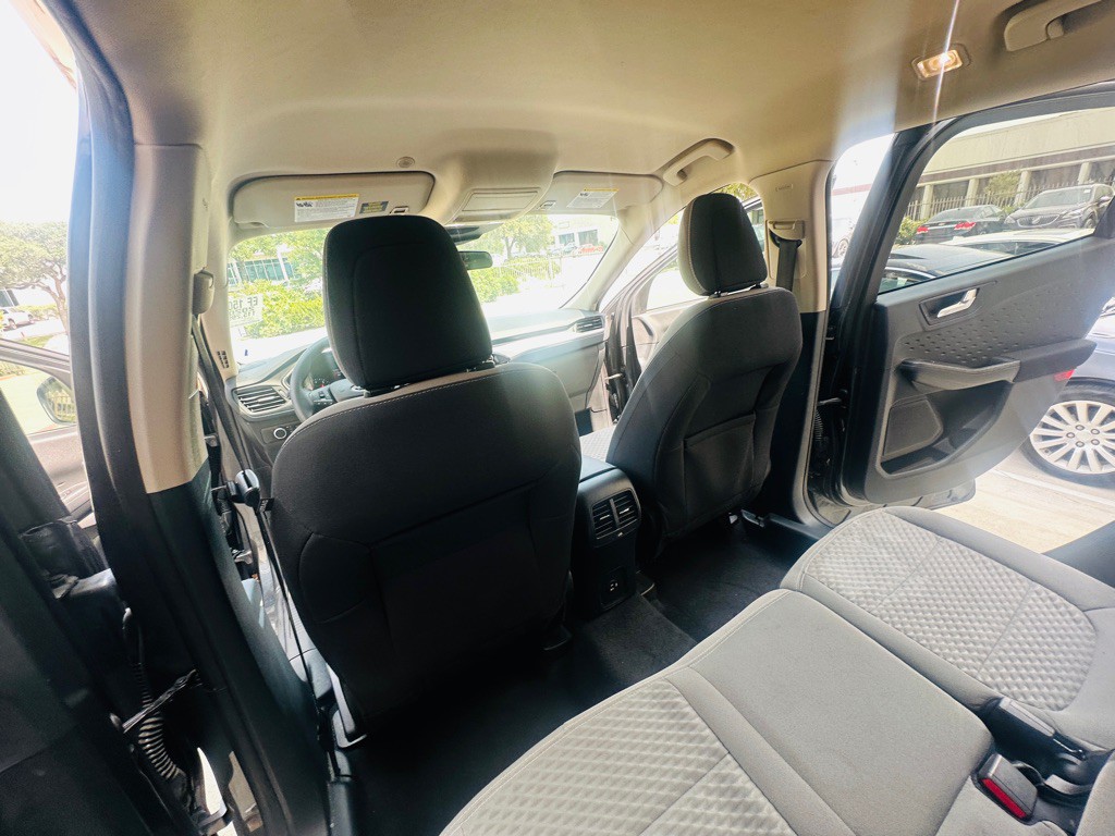 2020 Ford Escape Image 20