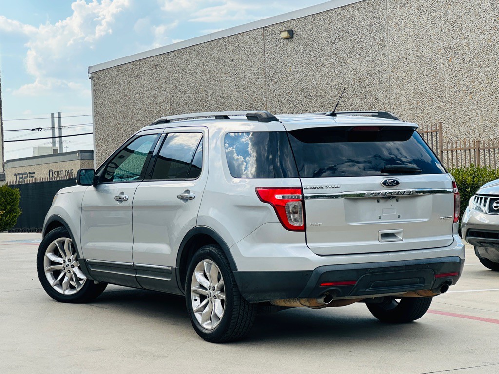 2013 Ford Explorer Image 7