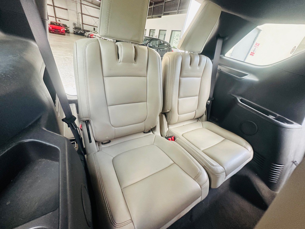 2013 Ford Explorer Image 23