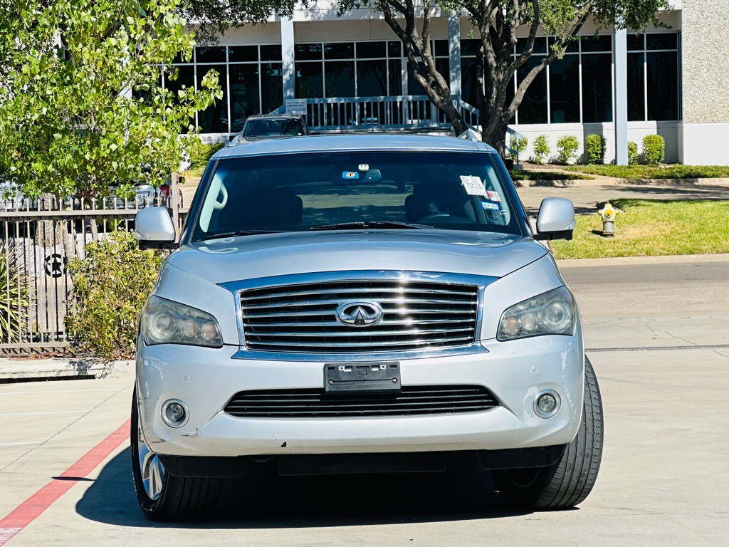 2013 INFINITI QX56 Image 2