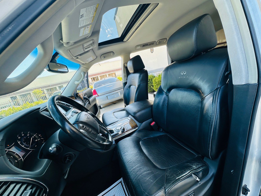 2013 INFINITI QX56 Image 14