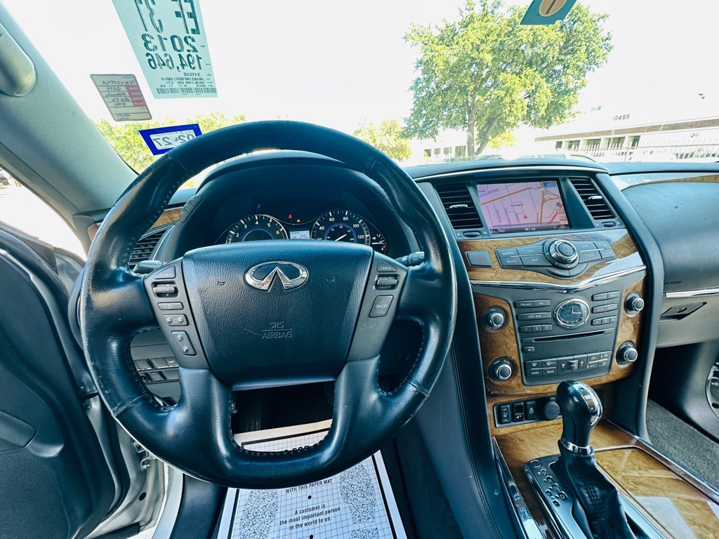 2013 INFINITI QX56 Image 15