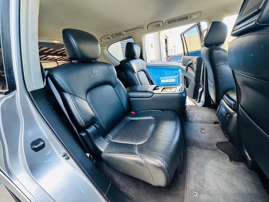 2013 INFINITI QX56 Image 27