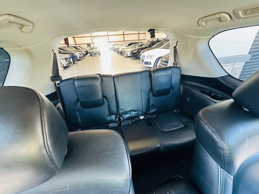 2013 INFINITI QX56 Image 28
