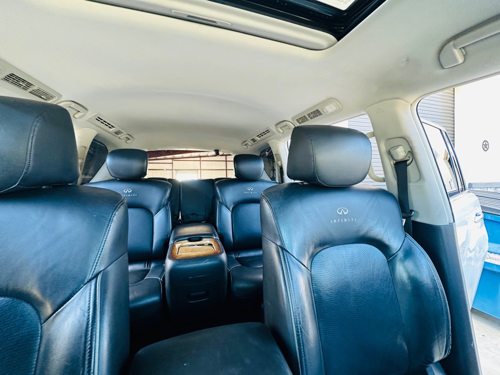 2013 INFINITI QX56 Image 33