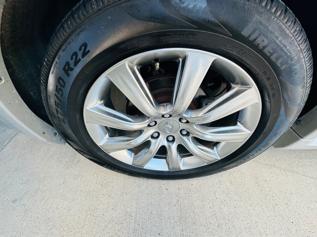 2013 INFINITI QX56 Image 36