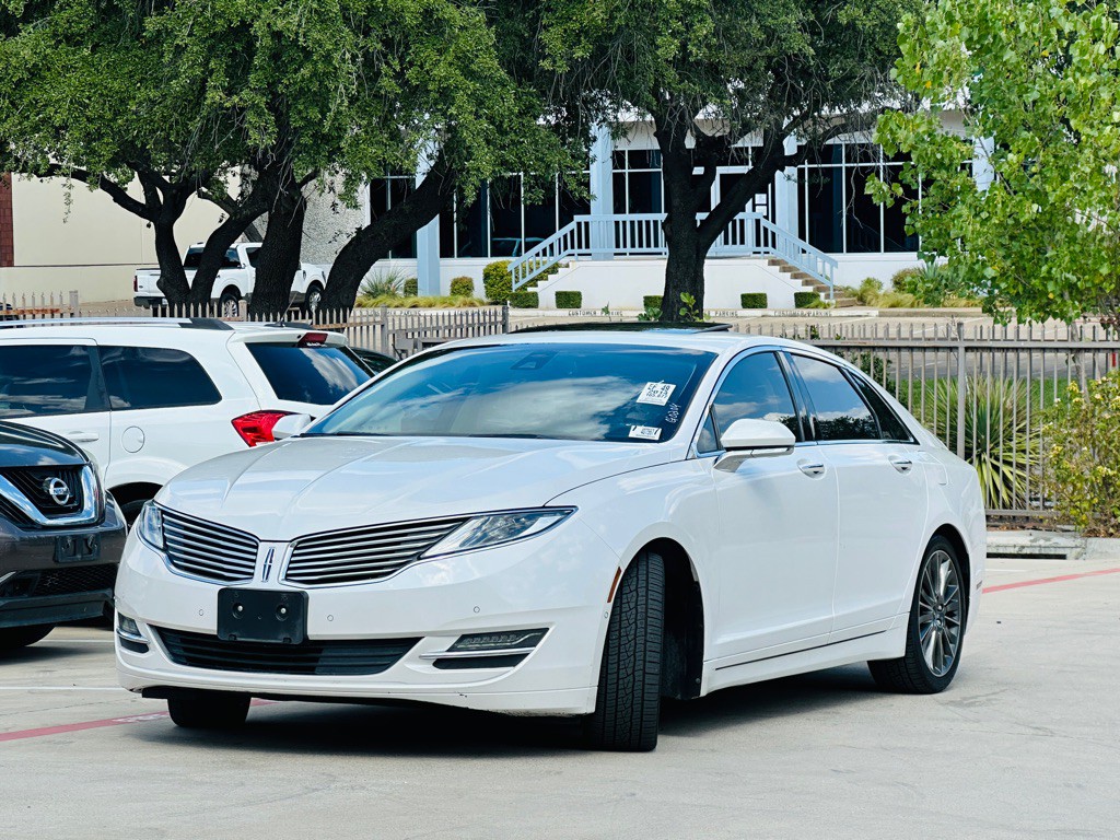 2014 Lincoln MKZ Image 3