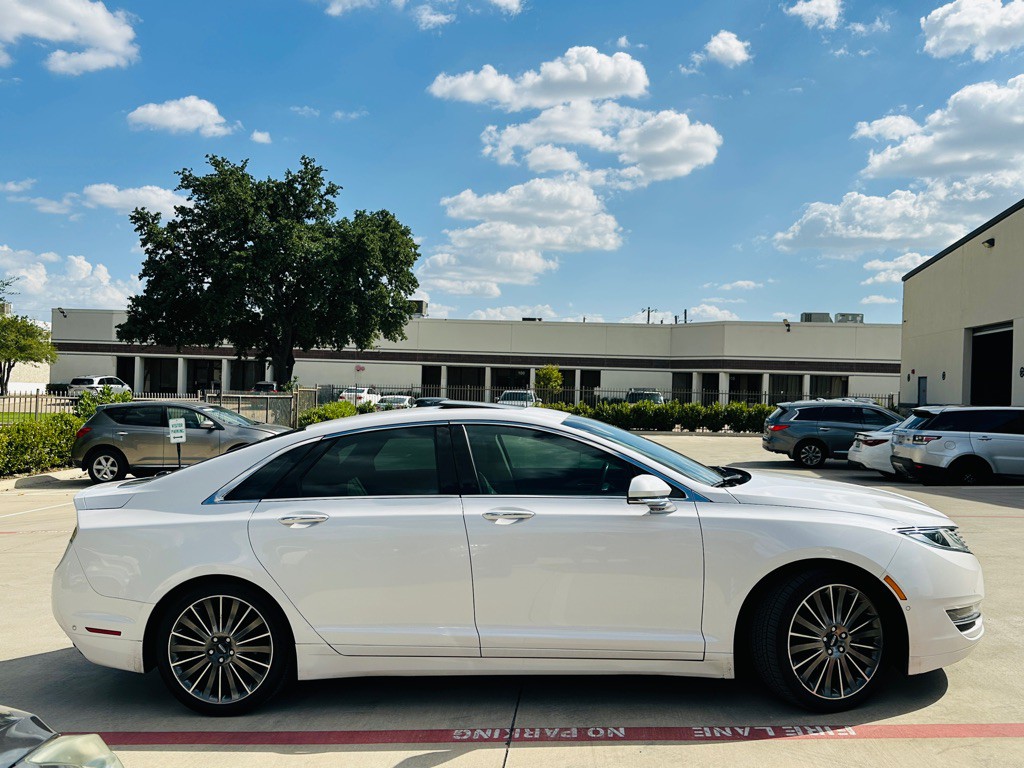 2014 Lincoln MKZ Image 12