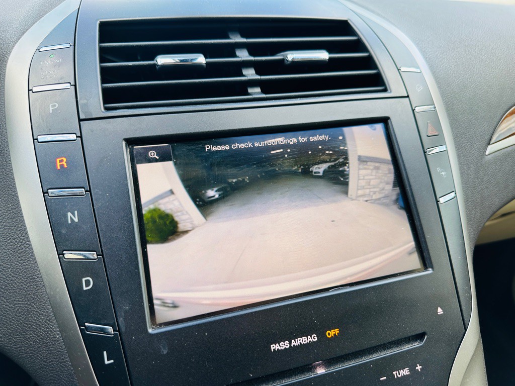 2014 Lincoln MKZ Image 15