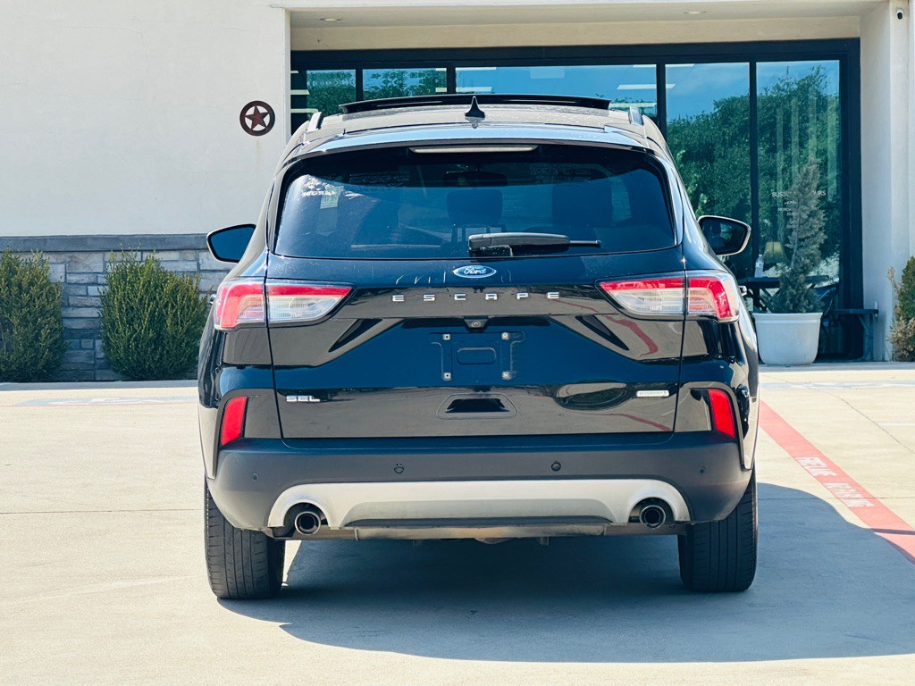 2020 Ford Escape Image 9