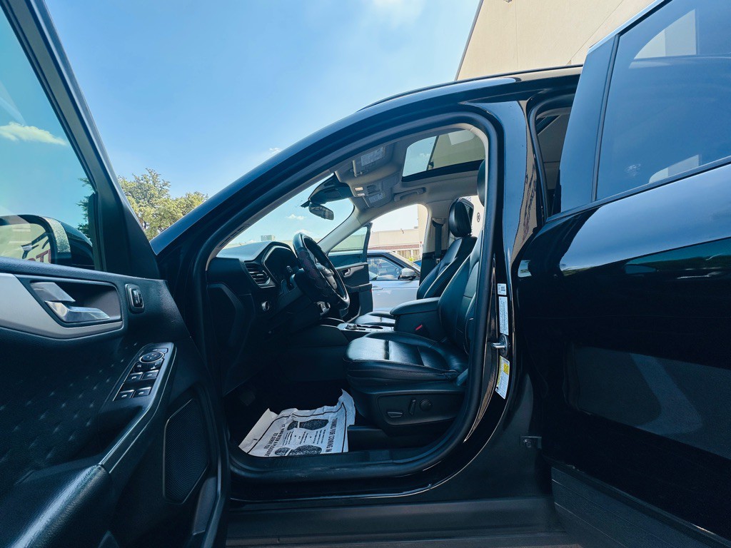 2020 Ford Escape Image 12